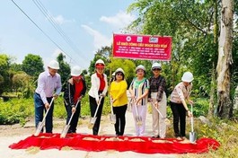 Nhóm Nghĩa Tình Quê Hương khởi công xây cây cầu nông thôn tại xã Vĩnh Thông