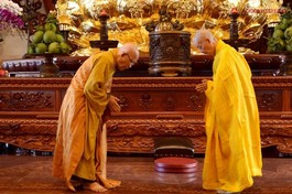 Hòa thượng Thích Trí Quảng, Hòa thượng Thích Như Niệm đối thú an cư Phật lịch 2564 (2020) tại Việt Nam Quốc Tự - Ảnh: Bảo Toàn