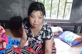 Mở rộng lòng từ: Giúp đỡ gia đình nghèo bán vé số