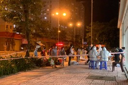 Bệnh viện Dã chiến thu dung số 12 - TP.Thủ Đức tiếp nhận bệnh nhân vào ban đêm