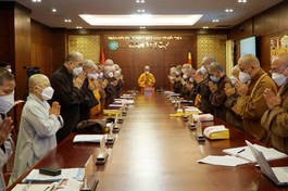 Chư tôn đức niệm Phật cầu gia hộ