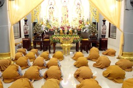 Giới tử Đại giới đàn Niệm Nghĩa sám hối