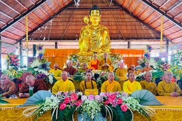 Chư tôn đức chứng minh, tham dự