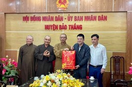 Phân ban Phật tử Dân tộc thuộc Ban Hướng dẫn Phật tử T.Ư thăm lãnh đạo UBND H.Bảo Thắng 