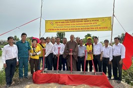 Thực hiện nghi thức khởi công cầu Tường Nguyên 475 tại tỉnh Long An