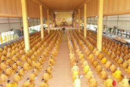 Hơn 600 Tăng Ni tham dự trùng tụng giới luật