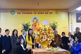 Chủ tịch UBMTTQVN TP.Hà Nội thăm chùa Bồ Đề, chúc Tết Ni trưởng Thích Đàm Lan