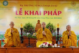 Trưởng lão Hòa thượng Thích Thanh Nhiễu huấn từ tại buổi lễ