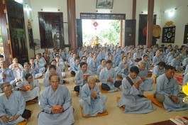 Đạo tràng Phật tử trong ngày tu tập tại chùa Bảo Tích do 4 ban chuyên môn trực thuộc Ban Trị sự GHPGVN tỉnh tổ chức