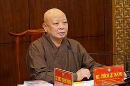 Hòa thượng Thích Lệ Trang chủ trì buổi họp