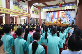 Gần 200 em thanh thiếu niên, Phật tử về chùa Thiên Châu sinh hoạt hè "Hiểu và thương" lần 8