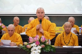 Thượng tọa Thích Tĩnh Triệt chủ trì buổi họp đầu tiên của Ban Thường trực Ban Trị sự tỉnh Đồng Tháp