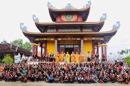 Khóa tu Ngày an lạc do Ban Hoằng pháp GHPGVN tỉnh tổ chức tại chùa Linh Thứu