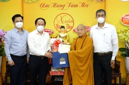 Ủy ban Trung ương MTTQVN thăm và chúc Tết đến Hòa thượng Thích Thiện Nhơn