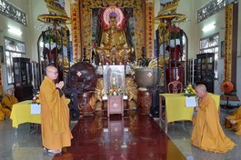 Chư Tăng Phật giáo huyện Củ Chi tác pháp đối thú An cư kiết hạ Phật lịch 2566