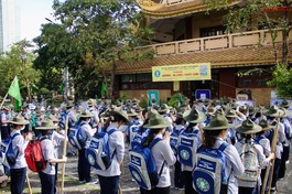 Liên trại huấn luyện luyện Anôma – Ni Liên và Tuyết sơn