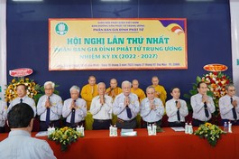 Niệm Phật cầu gia hộ