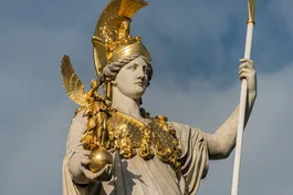 Thần linh trong thần thoại cổ đại