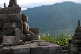 Cộng đồng cư sĩ Phật giáo sơ kỳ