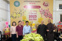 Đoàn Ban Tôn giáo TP.HCM chúc Tết đến Ban Trị sự Phật giáo quận 6