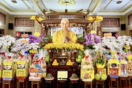 Giác linh đài tôn trí di ảnh Tổ Khánh Anh (1895-1961)