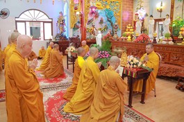 Chư Tăng tác pháp Tự tứ mãn hạ tại chùa Giác Nguyên (xã Xuân Thới Sơn, TP.HCM) - Ảnh: Nguyên Tài/BGN