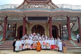 Đạo tràng khóa tu Bát quan trai tại tịnh xá Ngọc Duyên 