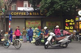 Người dân quận Hà Đông ủng hộ nông sản Hải Dương