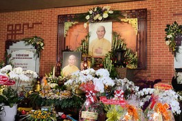 Di ảnh cố Hòa thượng Thích Huệ Hưng tại tu viện Huệ Quang