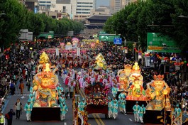 Lễ rước đèn Yeondeunghoe nhân dịp Phật đản tại Hàn Quốc