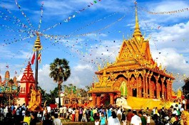 Chôl Chnăm Thmây là lễ hội quan trọng trong đời sống của đồng bào Khmer