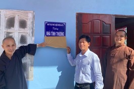 Lễ ban giao nhà tình thương đến gia đình ông Phạm Văn Tiền