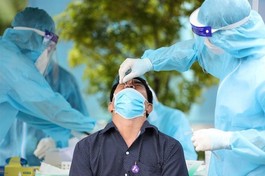TP.HCM: Thêm 5.435 ca Covid-19, 4.000 quân nhân sẽ chi viện để tăng cường lấy mẫu xét nghiệm