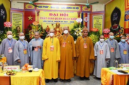 Tân Ban Trị sự Phật giáo quận Hoàn Kiếm nhiệm kỳ 2021-2026 ra mắt đại hội