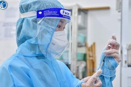 Ngày 10-12: TP.HCM tiêm vắc-xin Covid-19 mũi 3 cho người dân