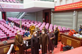 Chư tôn đức Ban Trị sự GHPGVN TP.HCM khảo sát công tác chuẩn bị đại hội