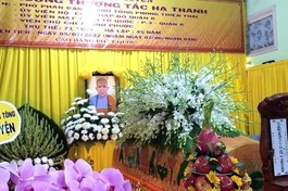 Di ảnh cố Ni trưởng Thích nữ Tắc Thanh