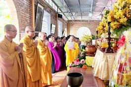 Chùa Đức Hậu cúng dường các trường hạ tại Thừa Thiên Huế