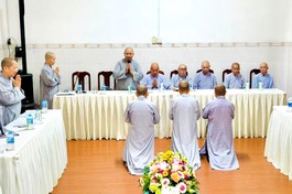 Phân ban Ni giới tỉnh Vĩnh Long họp tại chùa Hội Đức