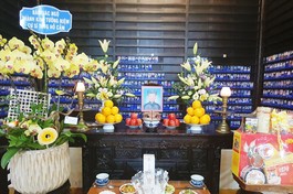 Di ảnh cư sĩ - nhân sĩ Tống Hồ Cầm tại chùa Hải Quang