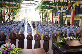 Niệm Phật cầu gia hộ