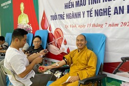Chư Tăng, Phật tử chùa Phúc Linh và chùa Da hiến máu nhân đạo