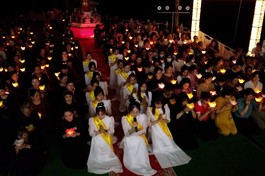 Đại diện Phật tử dâng lời cảm niệm Vu lan tại chùa Linh Sơn (TP.Thái Nguyên)