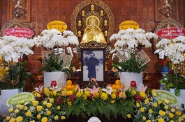 Di ảnh Hòa thượng Thích Nhật Lệ (1927-1987) tại chùa Hải Quang (Q.Tân Bình, TP.HCM)