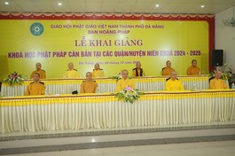 Chư tôn đức chứng minh buổi lễ