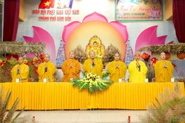 Niệm Phật cầu gia hộ