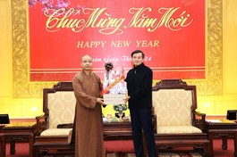 Ban Trị sự GHPGVN tỉnh Ninh Bình chúc Tết đến lãnh đạo Tỉnh ủy