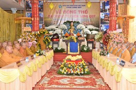 Chư tôn đức Tăng Ni chứng minh buổi lễ