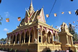 Chánh điện chùa Giồng Tranh tại X.Ngãi Xuyên, H.Trà Cú, Trà Vinh