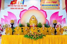 Niệm Phật cầu gia hộ